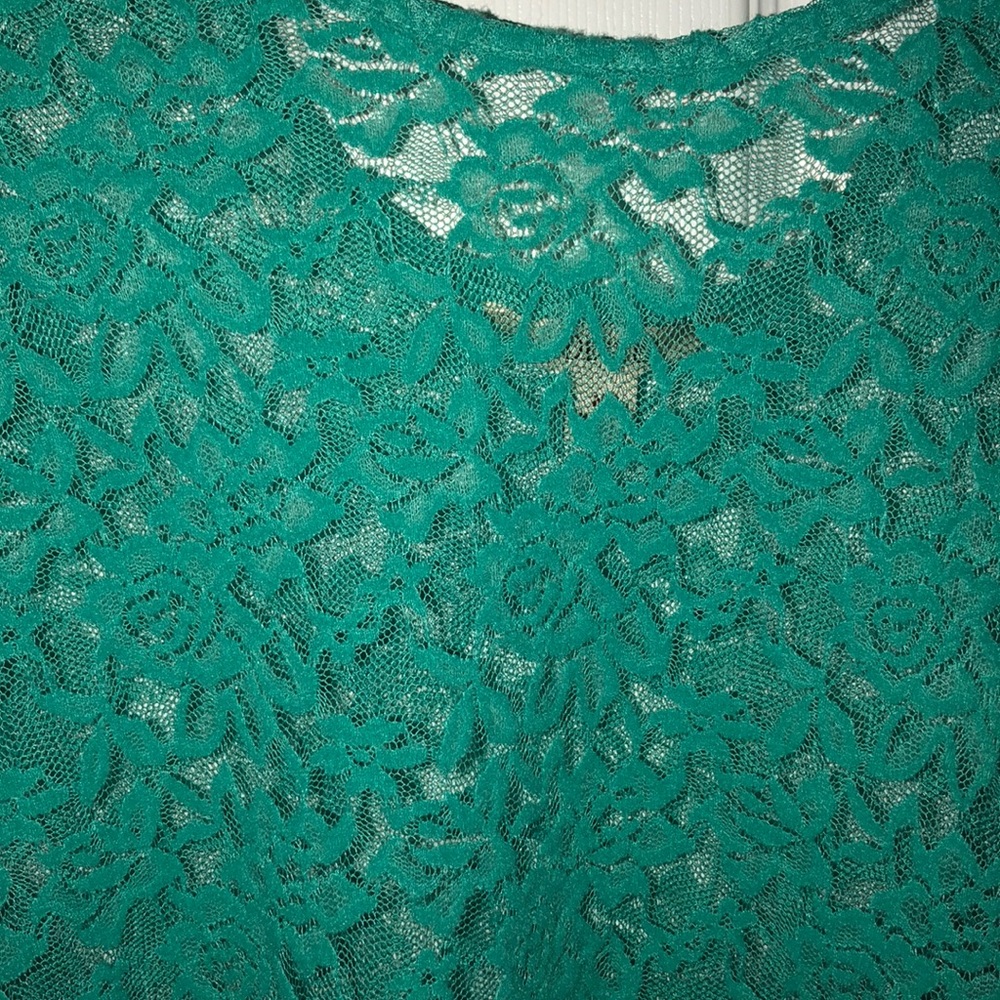 Decree Top - Picture 2 of 5